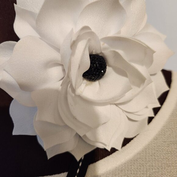 Hand Crafted White Black Floral Choker Necklace Black White Long Ties - Picture 4 of 7